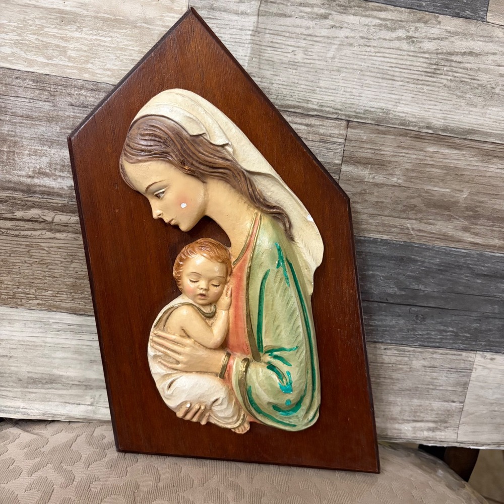 Santa Teresita Virgin Mary & Baby Jesus Wood Wall Plaque Peru Vintage chalkware